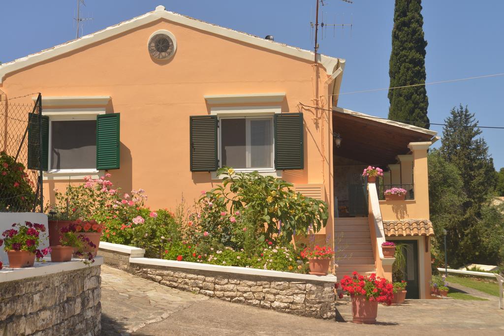 Georgia Apartments & Studios Corfu Glyfada  Exterior photo